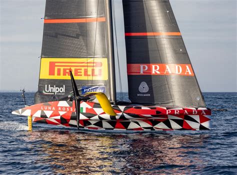 luna rossa prada 2018 team|prada luna rossa original.